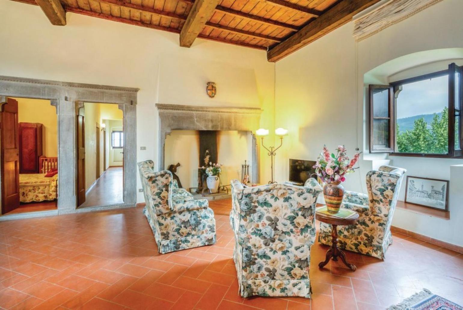 Villa Il Castello Ortignano Raggiolo Exterior photo